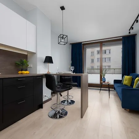 Ogrodowa Elegant With Parking And Air Conditioning In By Renters Lejlighed *