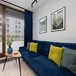 Ogrodowa Elegant With Parking And Air Conditioning In By Renters * وارسو